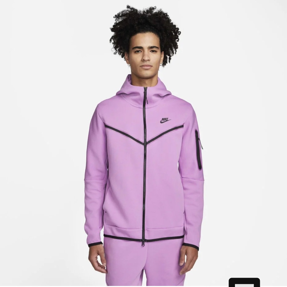 Nike Purple Performance Jacket with High Collar